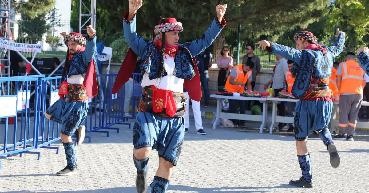 Acıpayam’da festival coşkusu binleri buluşturdu