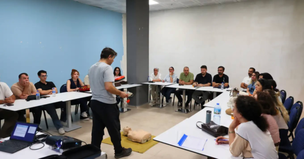 Denizli’de kurum personeline hayat kurtaran eğitim