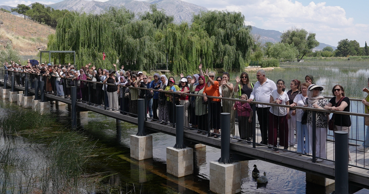 Kırsaldaki kadınlar Denizli’yi adım adım keşfediyor