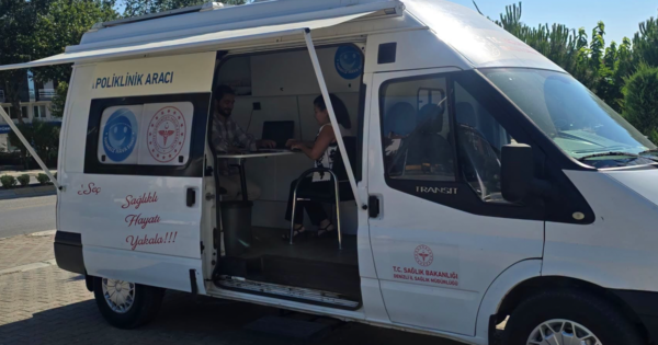 Denizli İl Sağlık Müdürlüğü’nden mobil sigara bırakma hizmeti
