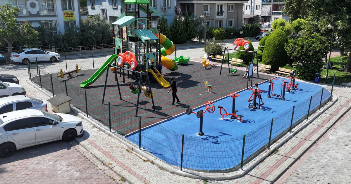 Asmalıevler parkı yenilendi