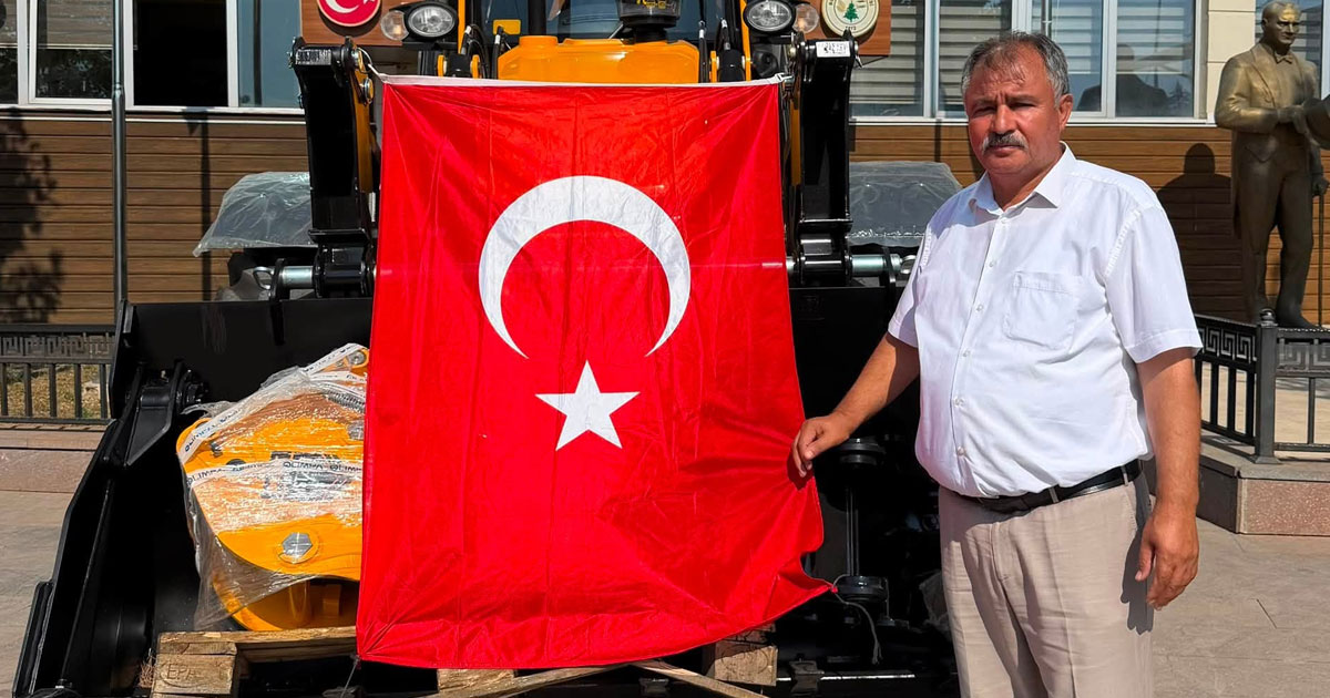 Beyağaç'a yeni iş makinesi