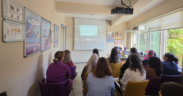 Denizli’de “Sağlıklı Hayat Saatleri” projesi kapsamında bağımlılıkla mücadele eğitimi