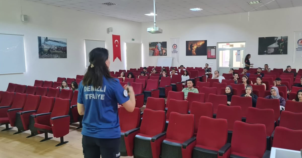 İtfaiyeden ambulans servisi personeline yangın eğitimi
