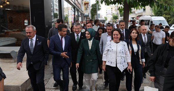 AK Parti’den tüm Denizli’ye tam saha çıkarma