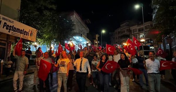 Buldan, kurtuluşu kutladı