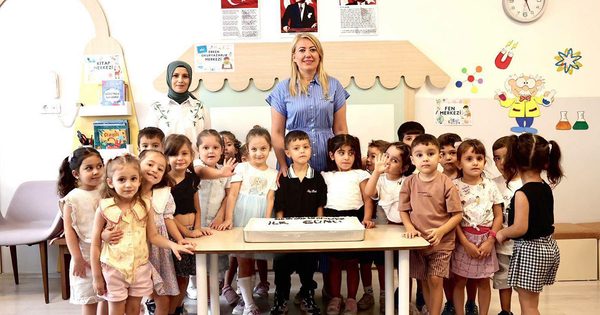 Başkan Doğan öğrencilerin mutluluğuna ortak oldu