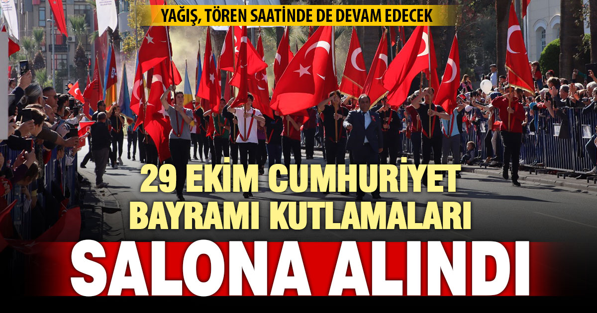 Yağışlı hava nedeniyle Cumhuriyet Bayramı kutlamaları salona alındı