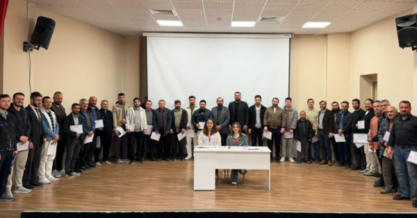 Çal’da imamlara ve müftülük personeline sağlık eğitimi verildi