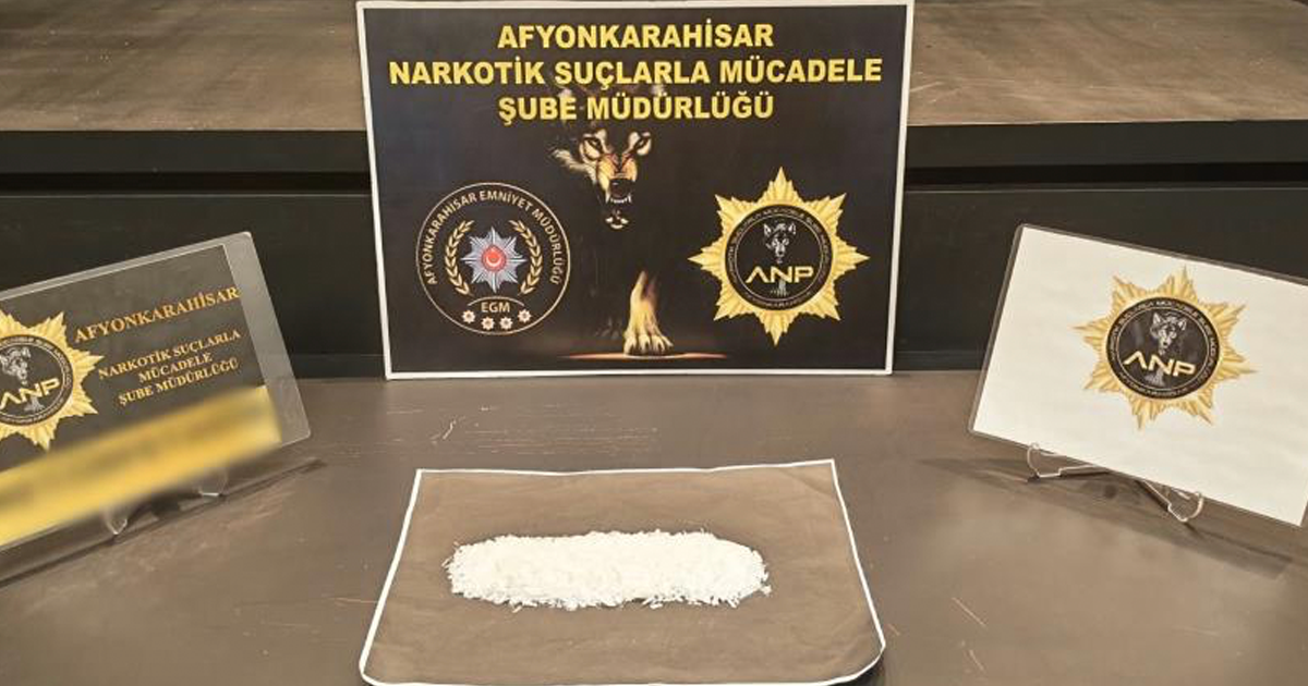 Uyuşturucu operasyonunda yakalanan 3 kişi tutuklandı 